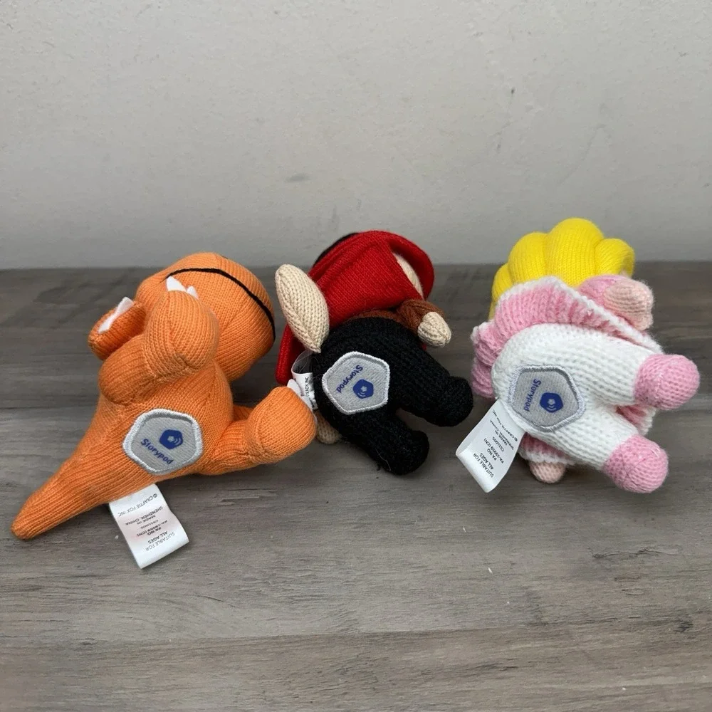Storypod Yarn Craftie Rapunzel Pus In Boots Buddy Dinosaur Interactive Lot Of 2
